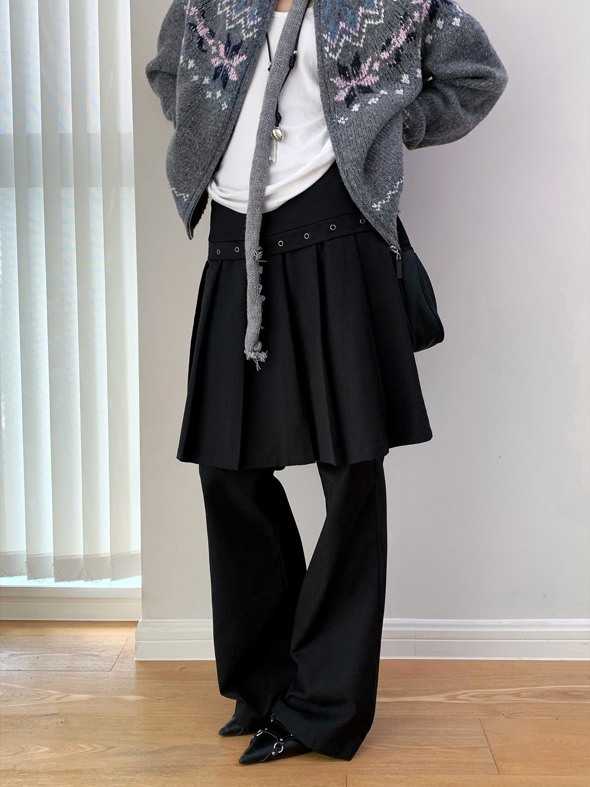 レイヤードプリーツ フレアパンツ COLOR:BLACK