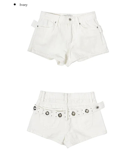 メタルリング ウォッシュドデニムショートパンツ COLOR:WHITE