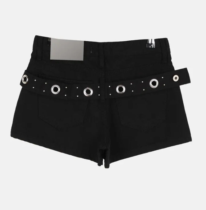 メタルリング ウォッシュドデニムショートパンツ COLOR:BLACK