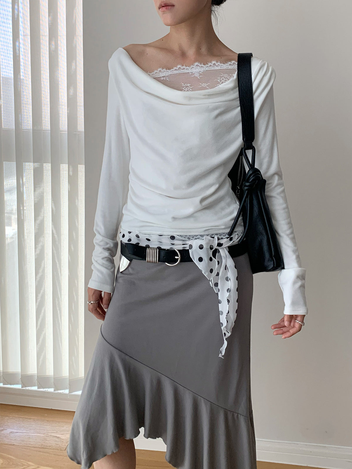 レースパネル ワンショルダークロップドトップス COLOR:WHITE