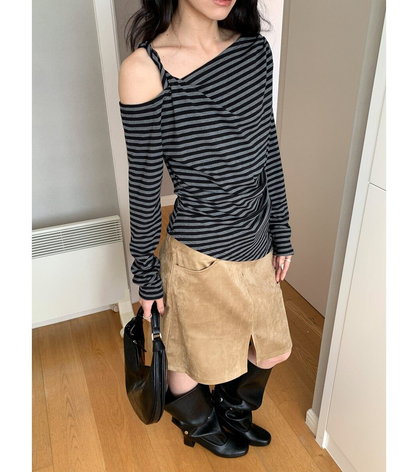 ツイストオフショルダー ボーダートップス BLACK 03