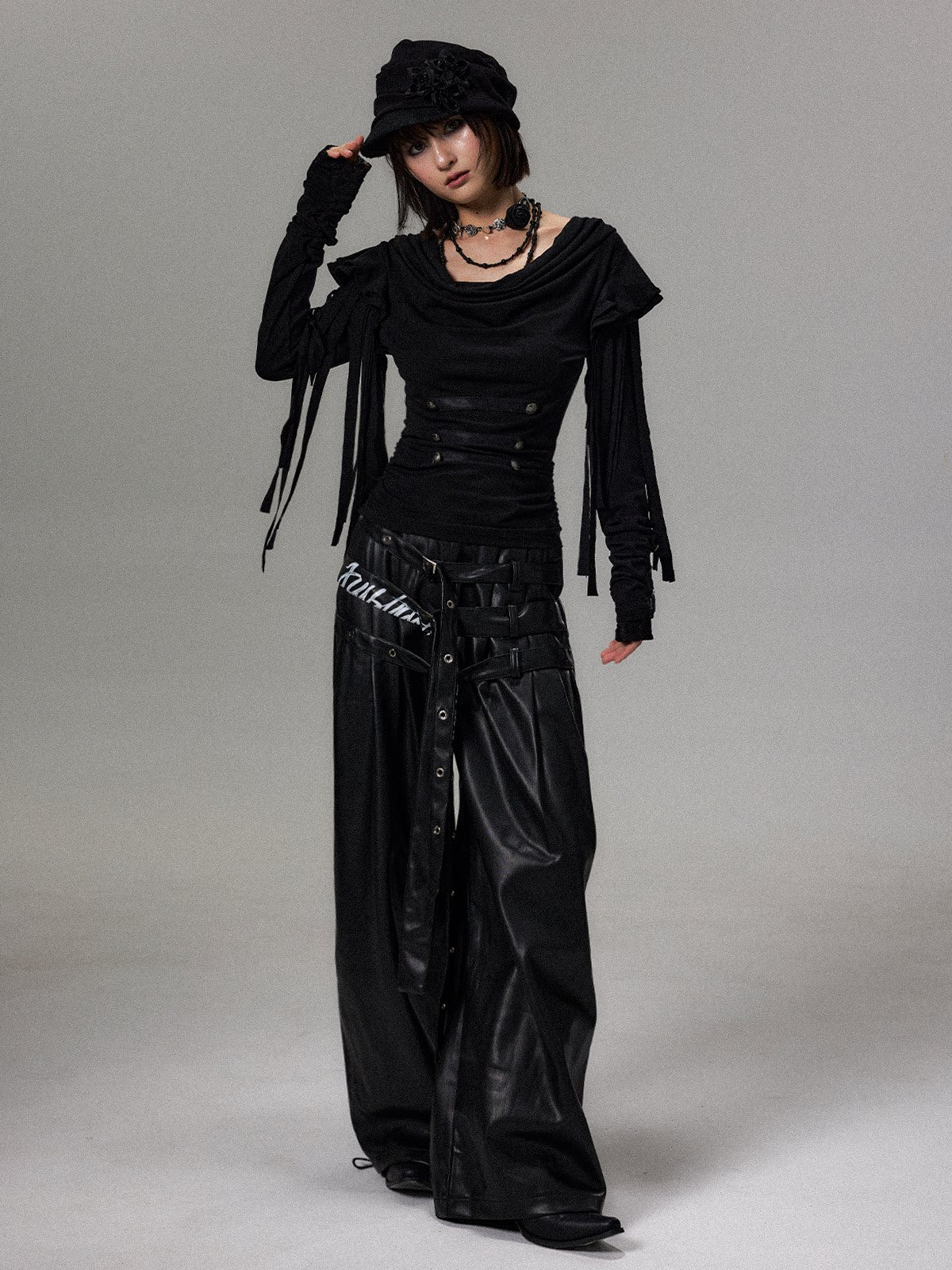 タッセルレース レイヤードニット BLACK 着用イメージ 1