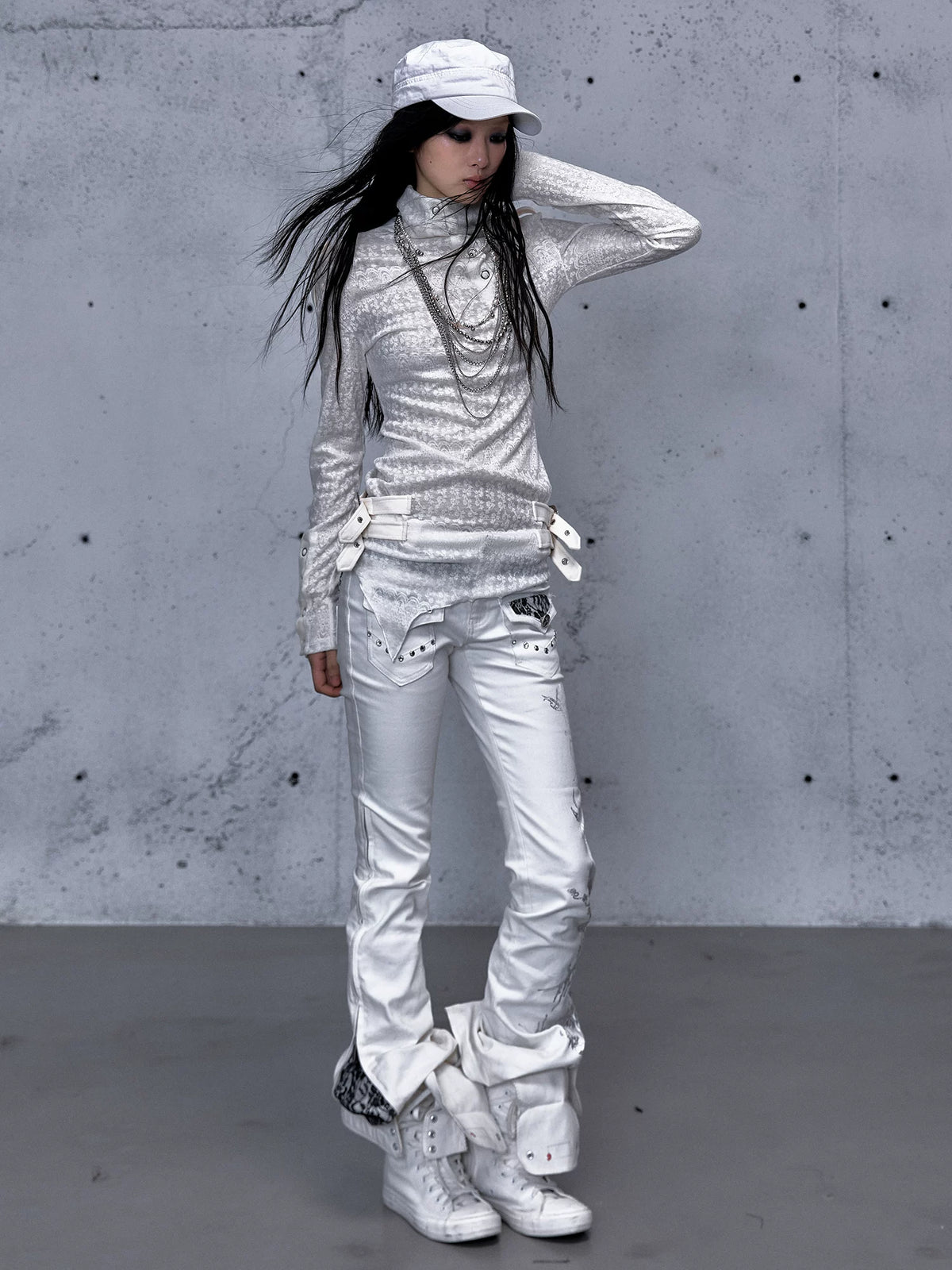 アシンメトリー ジャカードハイネックニット IVORY front