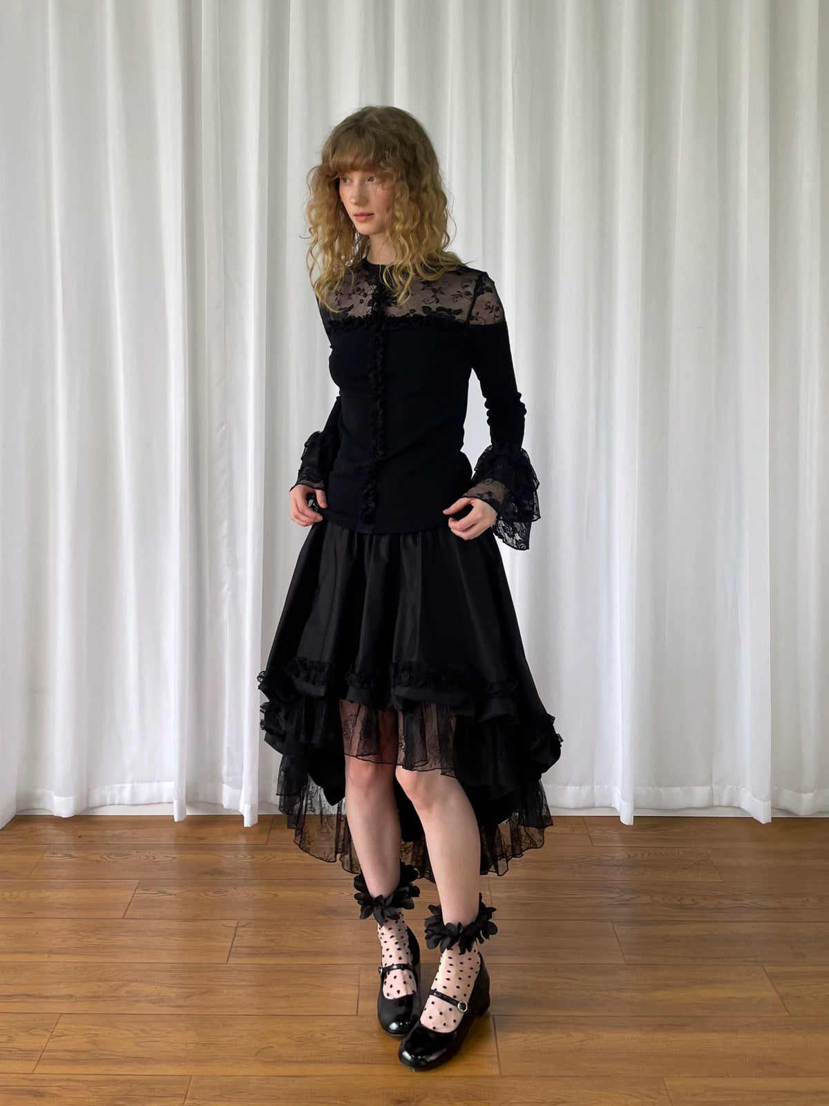 レースヨーク フレアカフスリムトップス styling 15