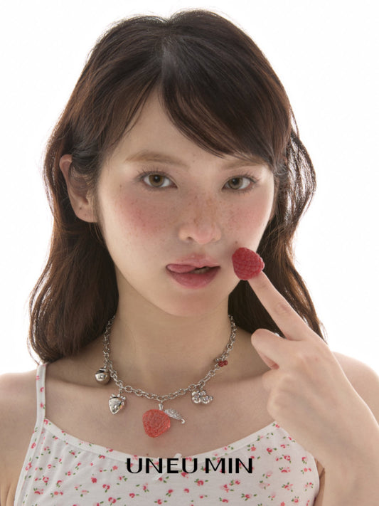 ベリーチャーム マルチペンダントネックレス styling 1