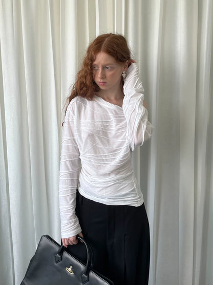 ワンショルダー シャーリングロングスリーブトップス styling 13