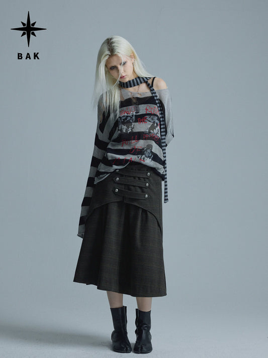 カットアウト グラフィックボーダーニット｜BE ALL KABUTO｜商品画像1